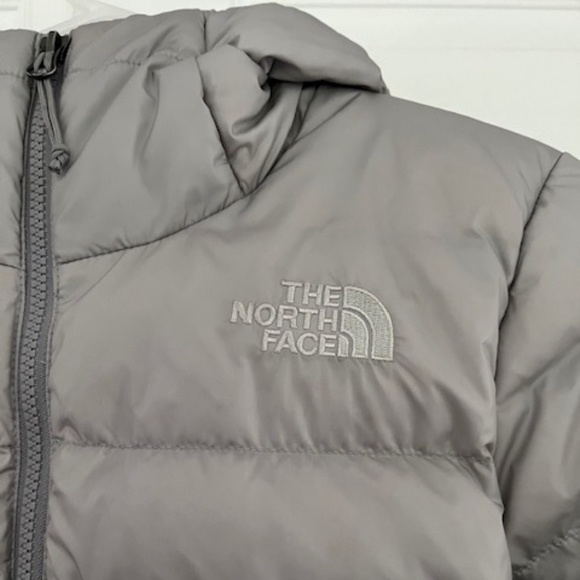 The North Face Silver Aconcagua Hooded Jacket - Picture 4 of 11